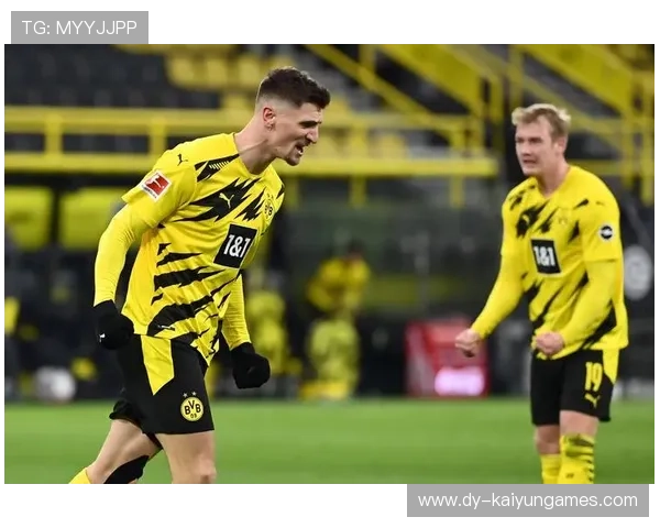 多特蒙德全线冲刺，边锋的突破成为致命一环