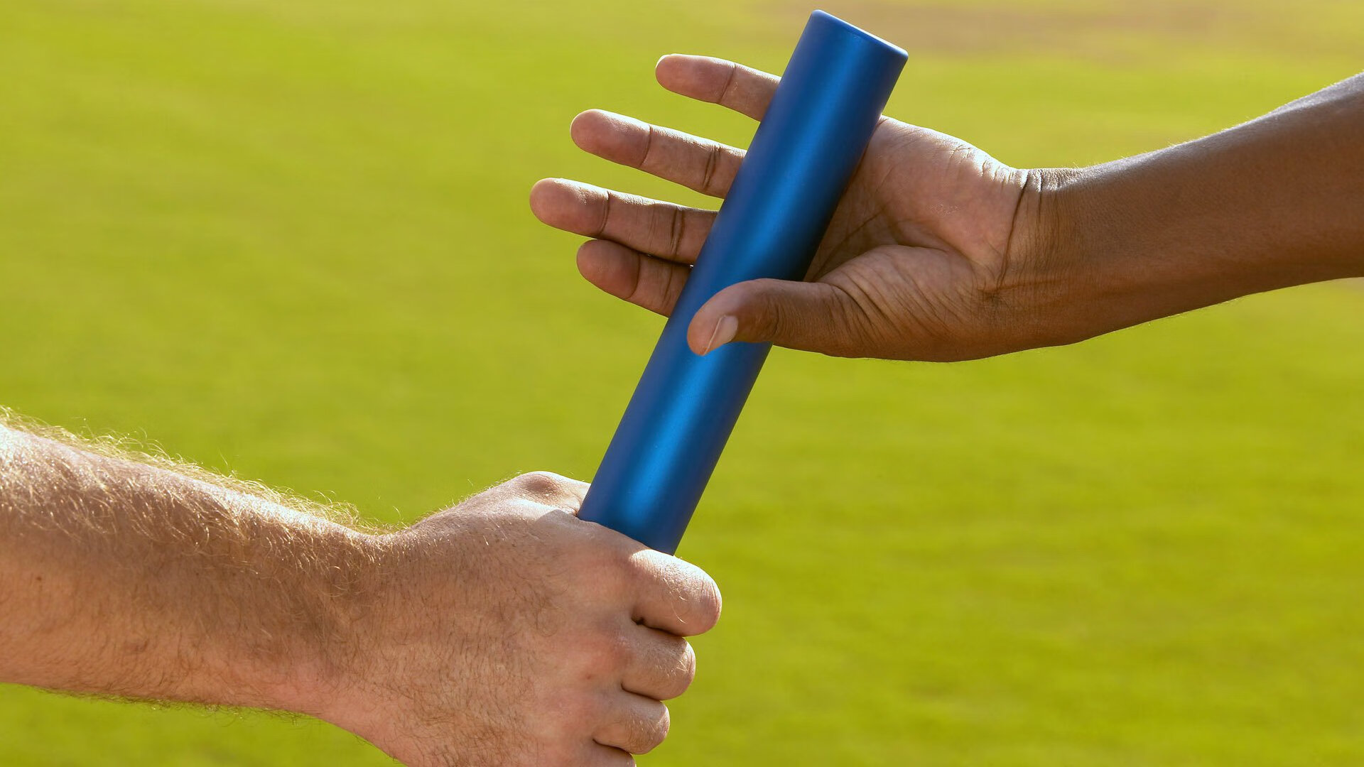 AEW摔角盛典 新秀在梯子赛一战成名 获得冠军挑战合约